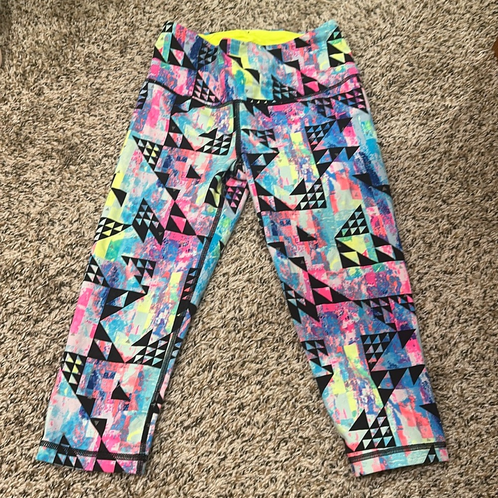 VSX knockout Capri workout pant